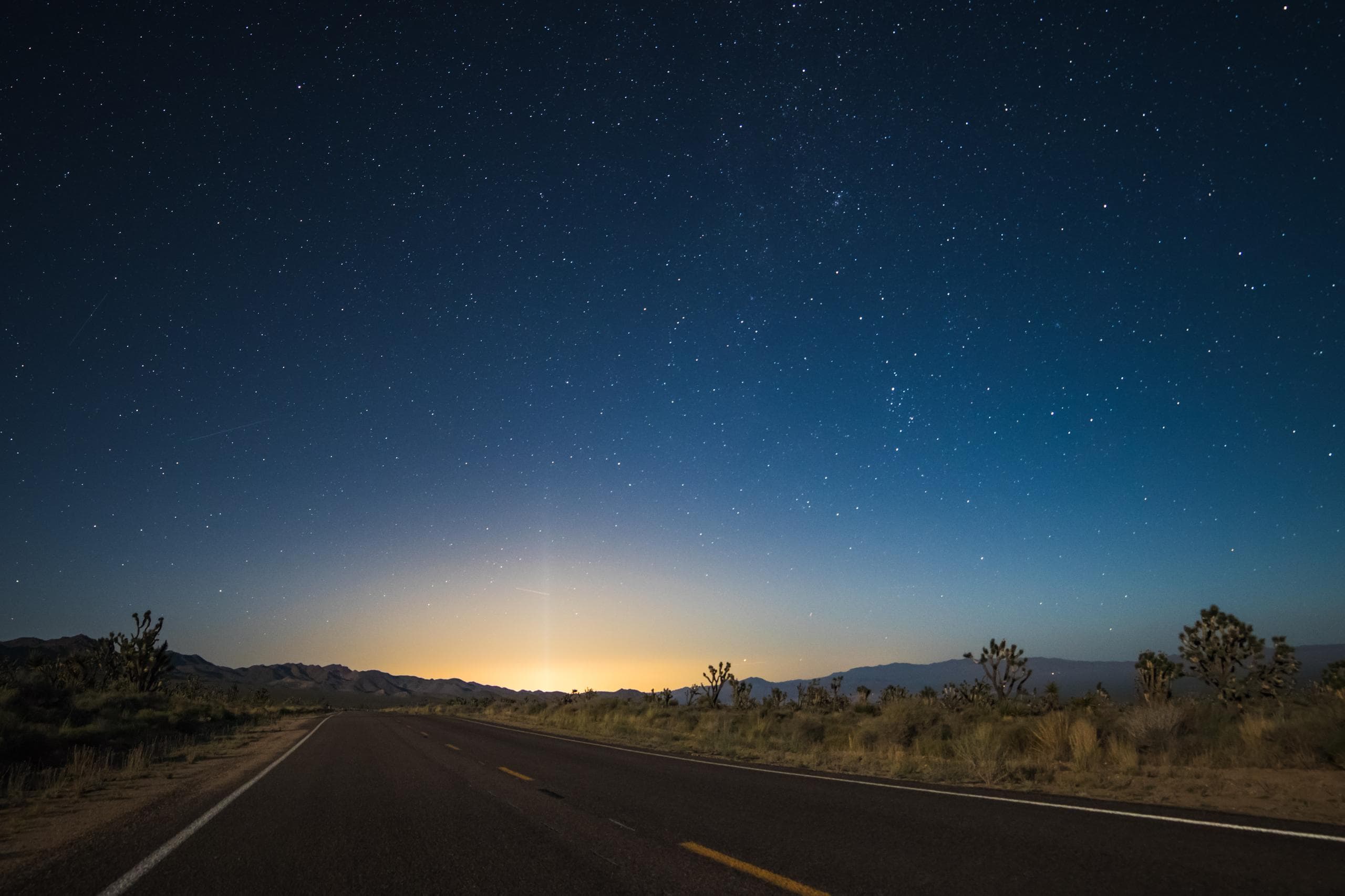 Stary sky and road